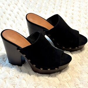 Wild Diva Black Suede Platform Mules - Women Size 7.5